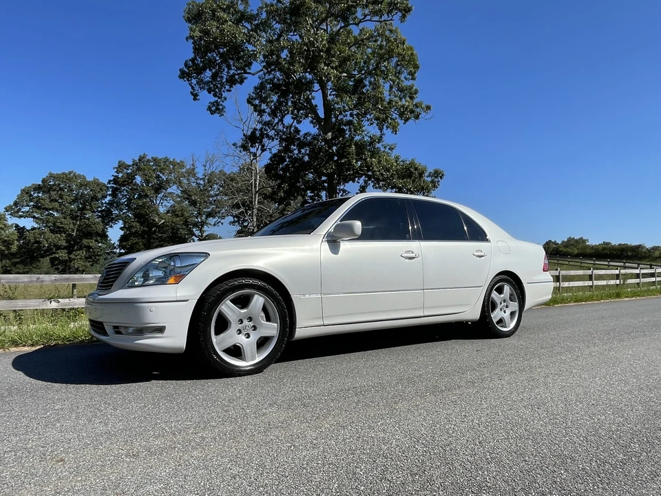 2004 Lexus LS 3rd Gen - Image 6 of 31