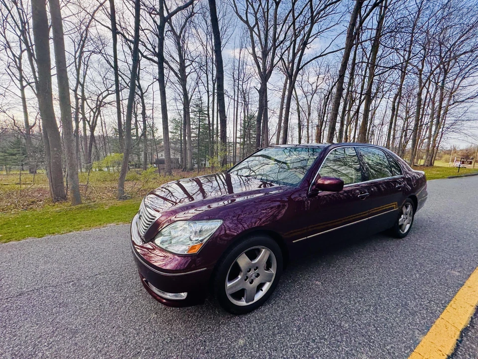 2004 Lexus LS 3rd Gen - Image 19 of 31