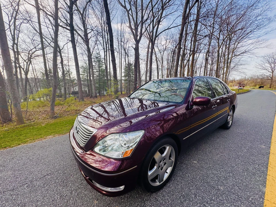 2004 Lexus LS 3rd Gen - Image 18 of 31