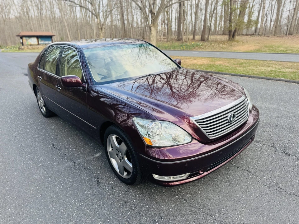 2004 Lexus LS 3rd Gen - Image 4 of 31