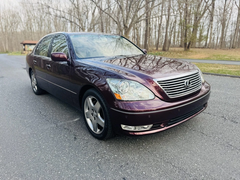 2004 Lexus LS 3rd Gen - Image 3 of 31