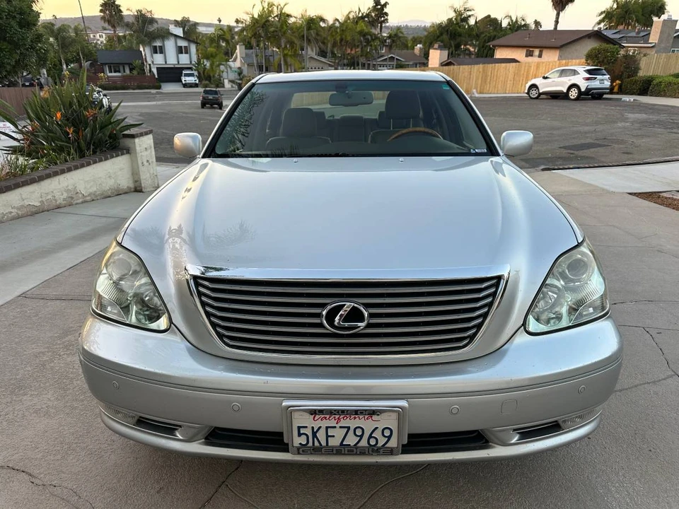 2004 Lexus LS 3rd Gen - Image 2 of 20