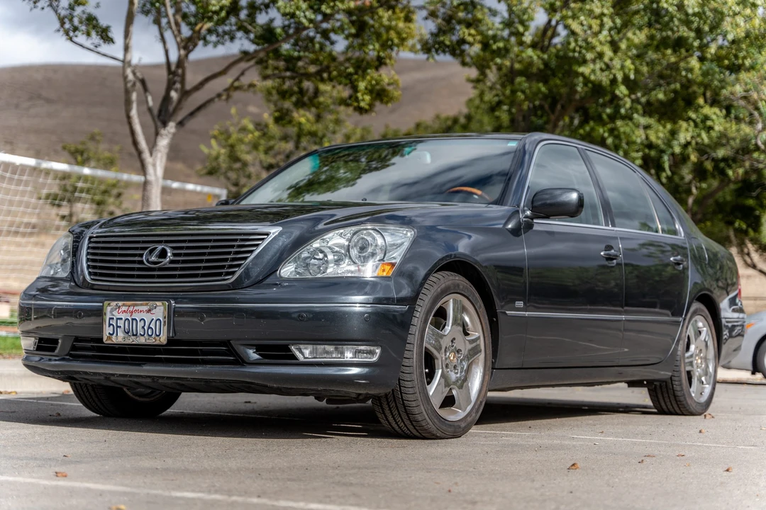 2004 Lexus LS 3rd Gen - Image 6 of 31