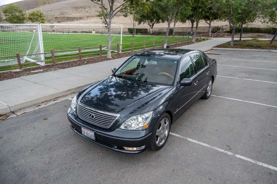 2004 Lexus LS 3rd Gen - Image 8 of 31