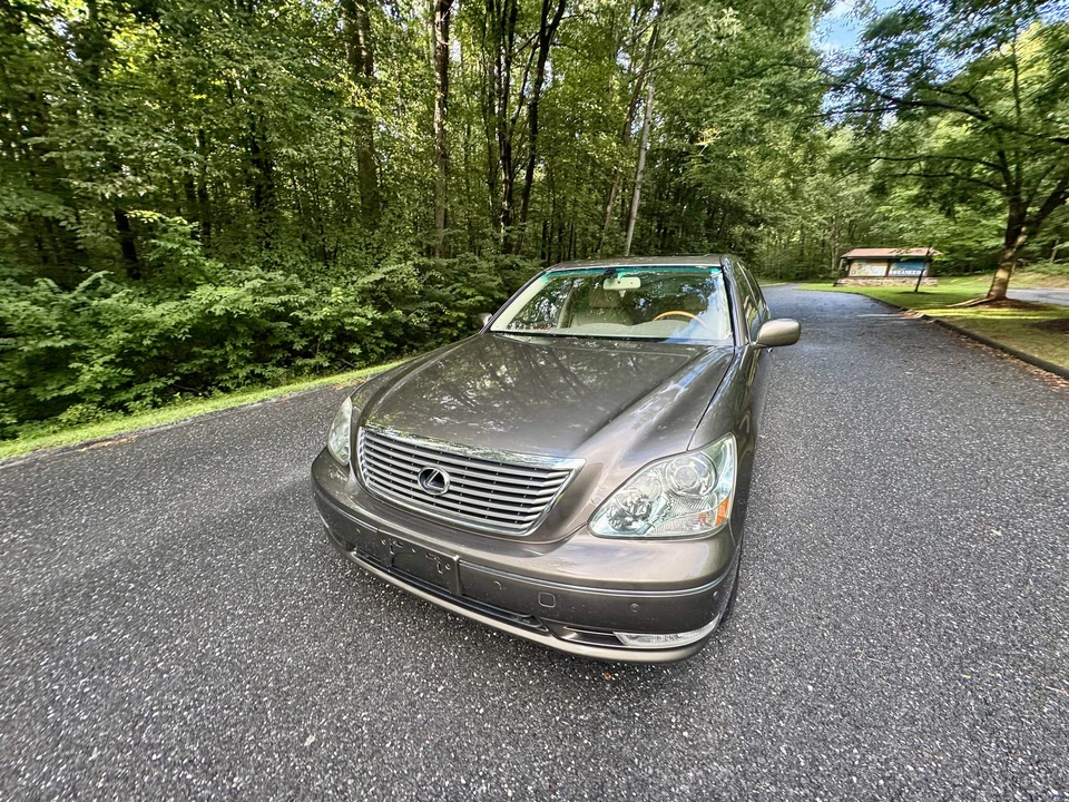 2004 Lexus LS 3rd Gen - Image 6 of 31
