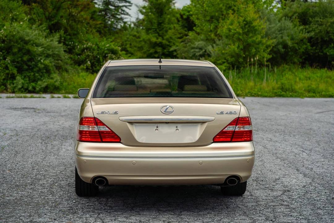 2004 Lexus LS 3rd Gen - Image 30 of 31