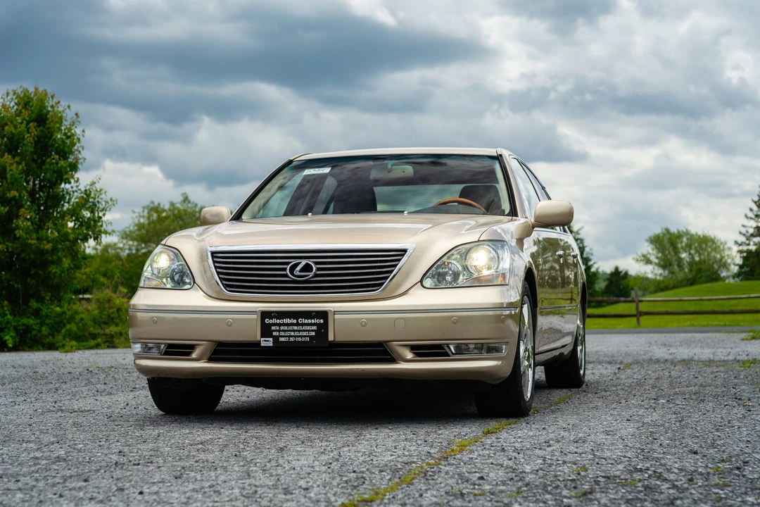 2004 Lexus LS 3rd Gen - Image 3 of 31