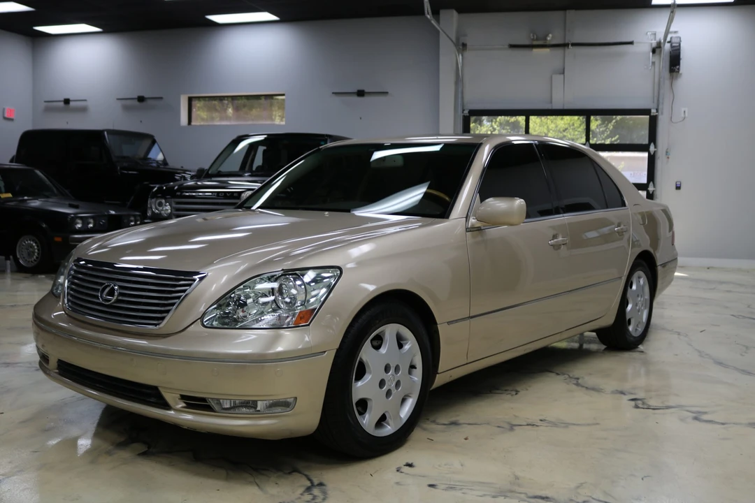 2004 Lexus LS 3rd Gen - Image 2 of 31