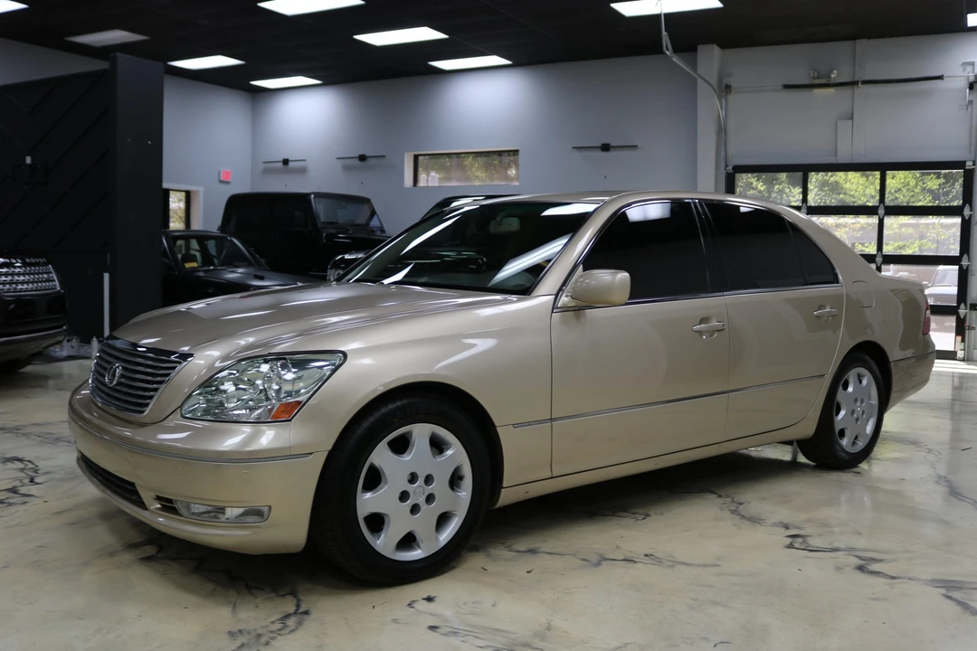 2004 Lexus LS 3rd Gen - Image 3 of 31