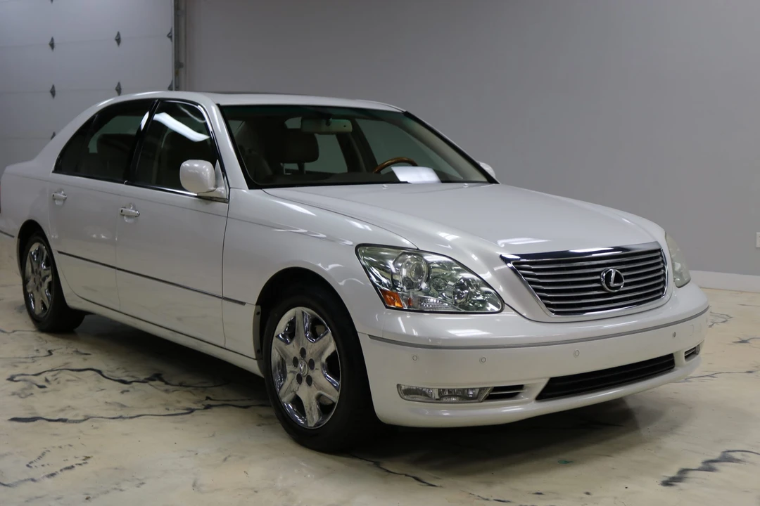 2004 Lexus LS 3rd Gen - Image 8 of 31
