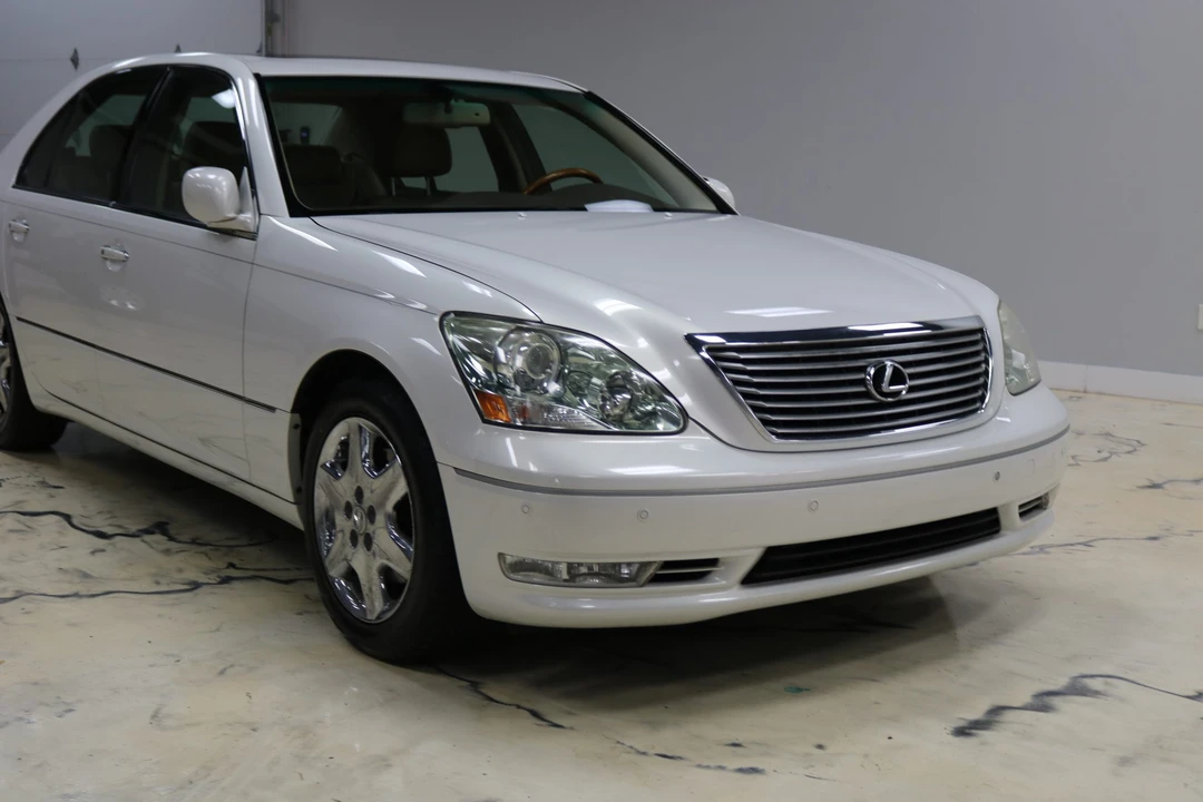 2004 Lexus LS 3rd Gen - Image 7 of 31