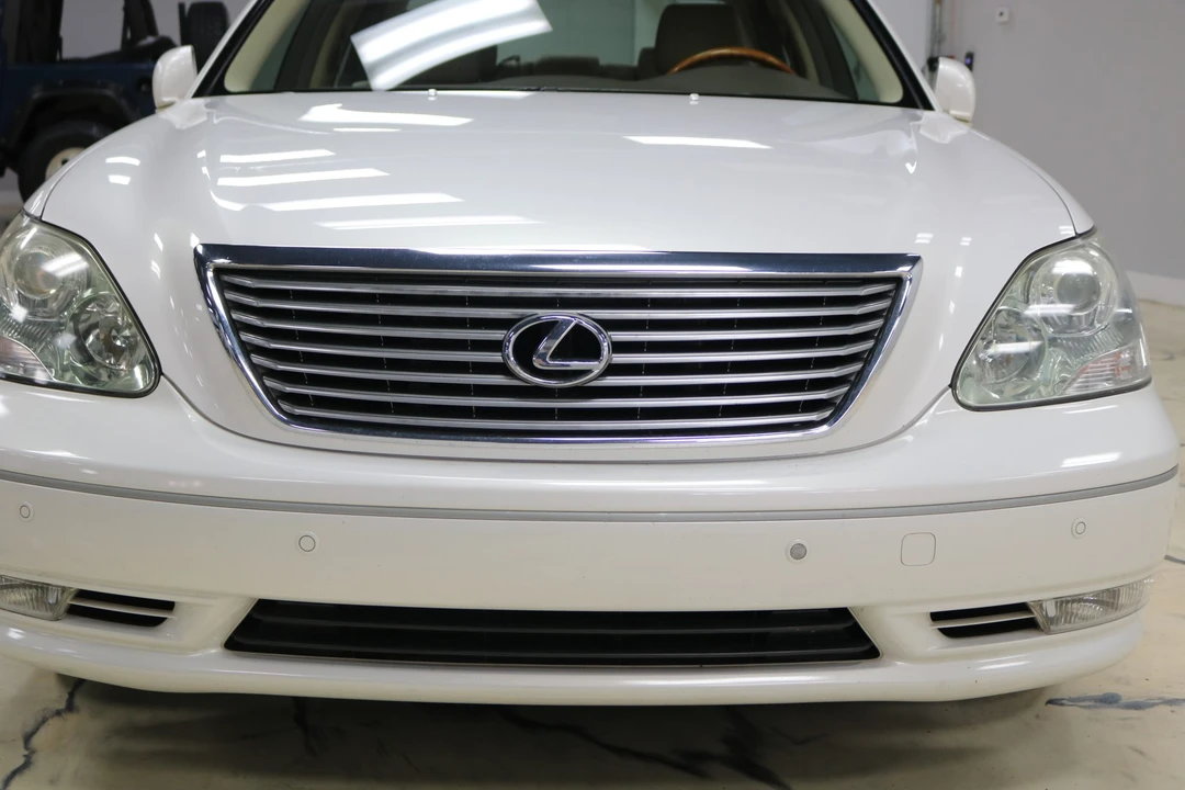 2004 Lexus LS 3rd Gen - Image 16 of 31