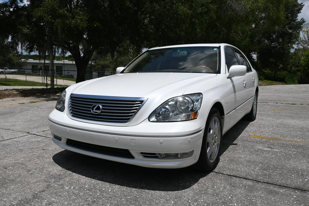 2004 Lexus LS 3rd Gen - Image 3 of 31
