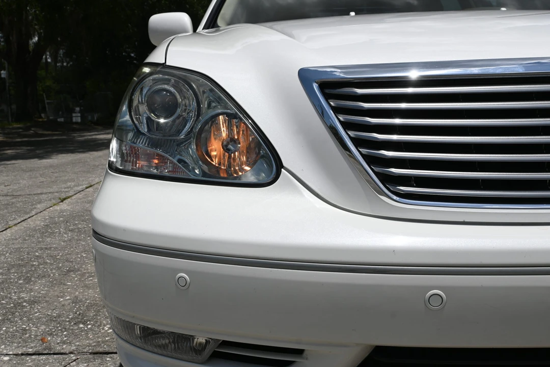 2004 Lexus LS 3rd Gen - Image 29 of 31