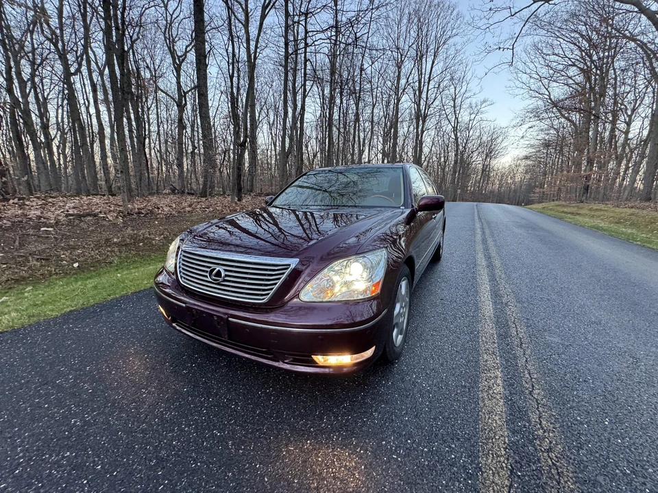 2004 Lexus LS 3rd Gen - Image 28 of 31