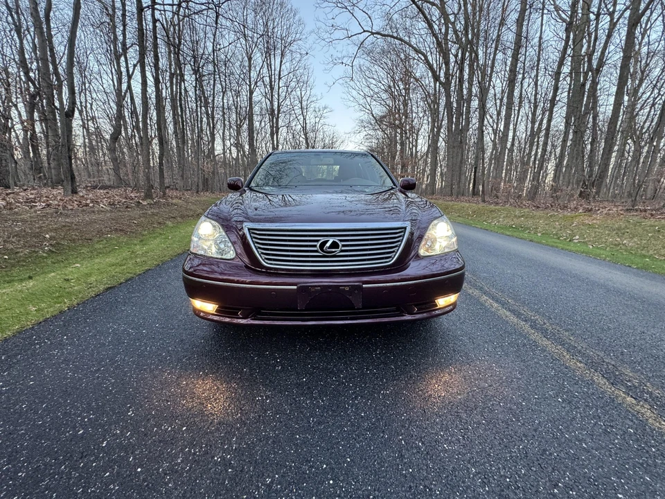 2004 Lexus LS 3rd Gen - Image 30 of 31
