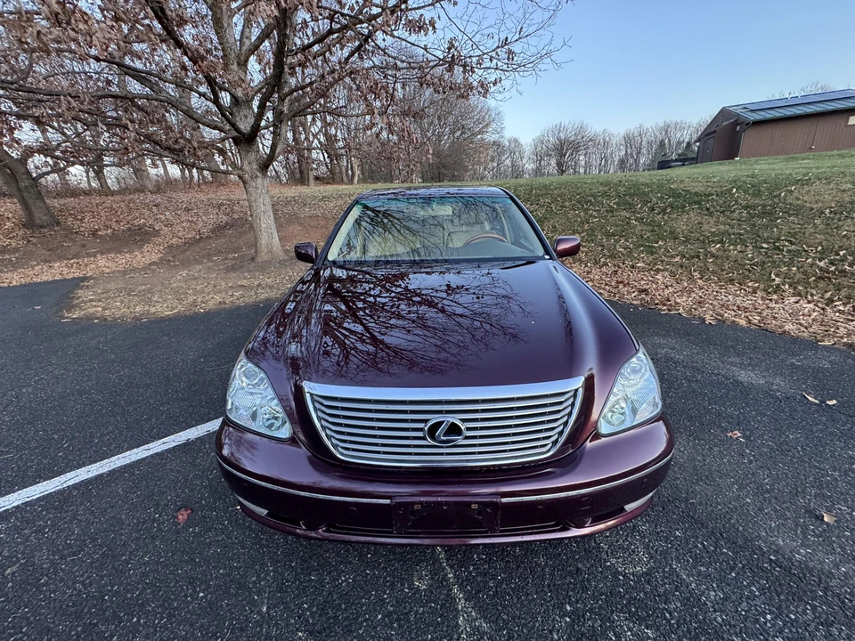 2004 Lexus LS 3rd Gen - Image 8 of 31