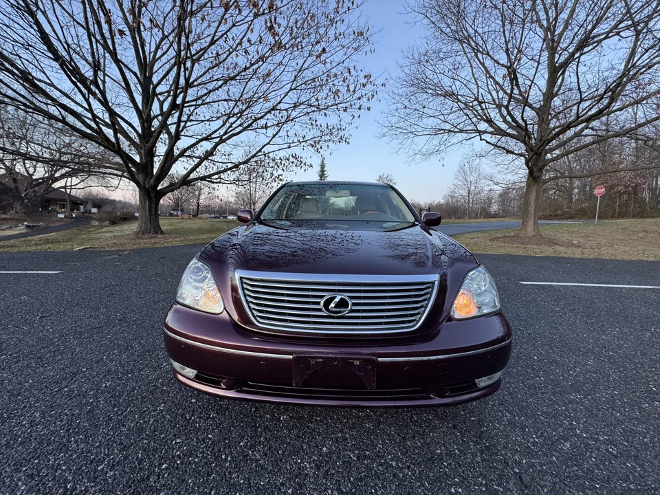 2004 Lexus LS 3rd Gen - Image 5 of 31