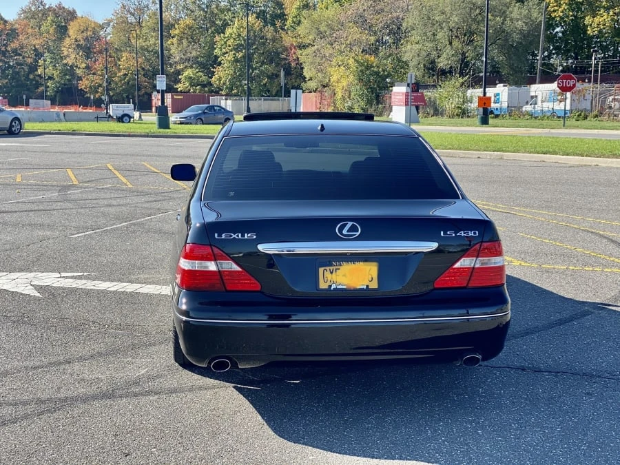 2004 Lexus LS 3rd Gen - Image 6 of 12
