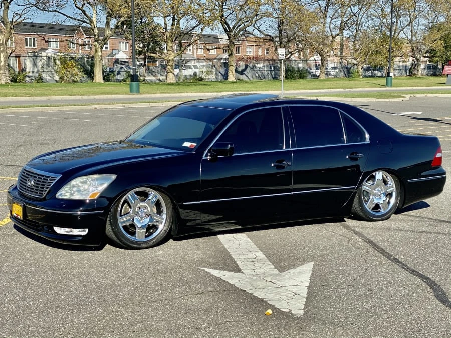 2004 Lexus LS 3rd Gen - Image 11 of 12