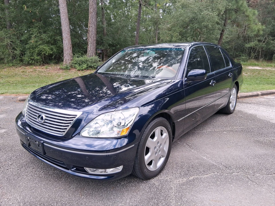 2004 Lexus LS 3rd Gen - Image 3 of 31