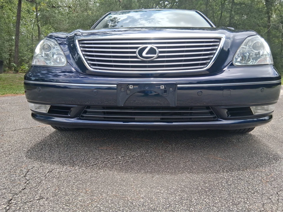 2004 Lexus LS 3rd Gen - Image 2 of 31