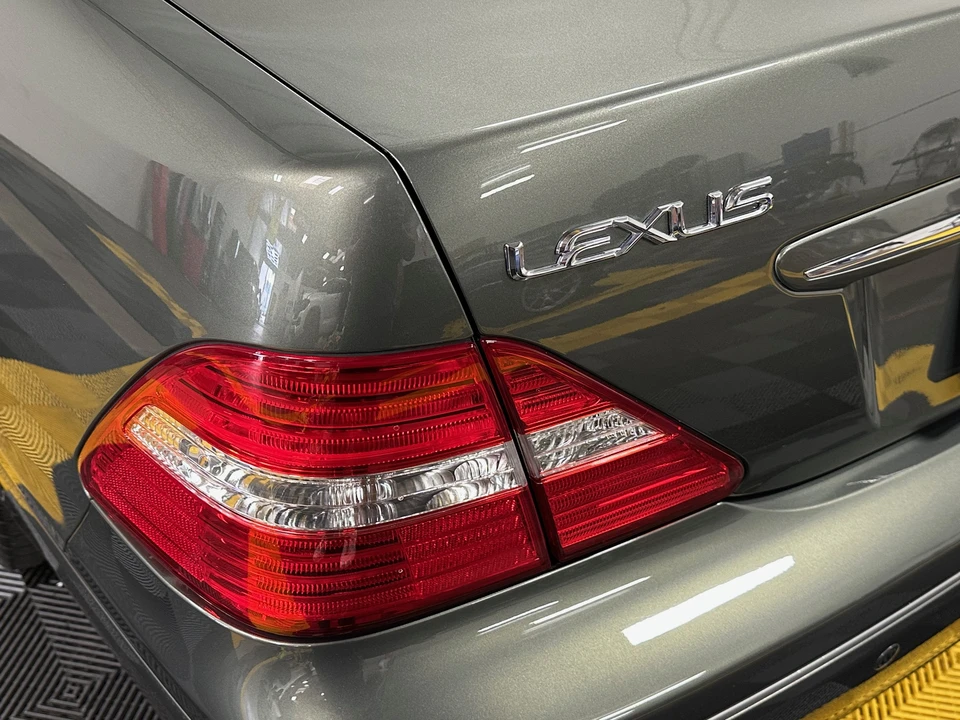 2004 Lexus LS 3rd Gen - Image 30 of 31
