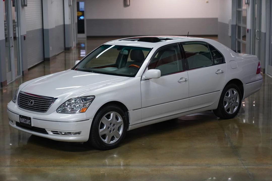2004 Lexus LS 3rd Gen - Image 5 of 31