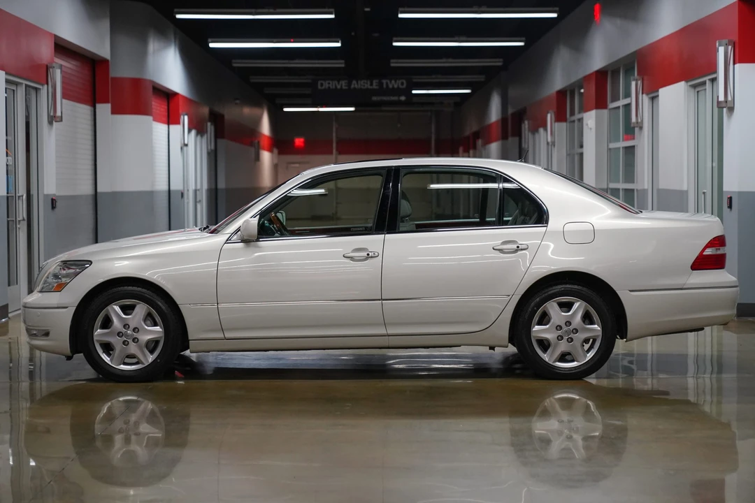 2004 Lexus LS 3rd Gen - Image 8 of 31