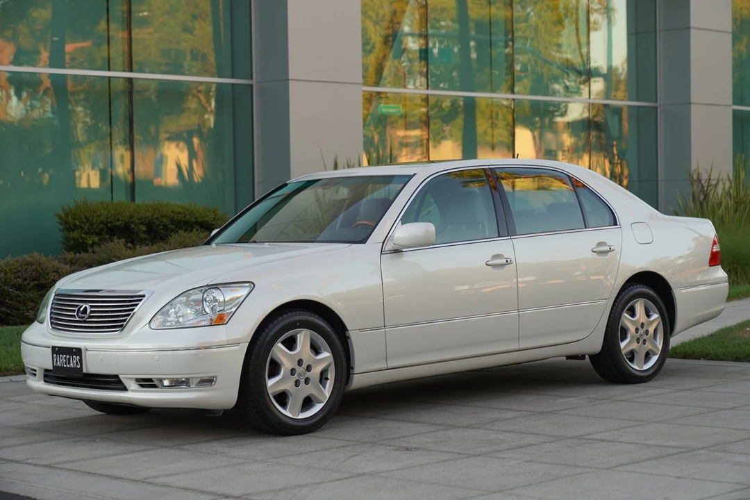 2004 Lexus LS 3rd Gen - Image 2 of 31