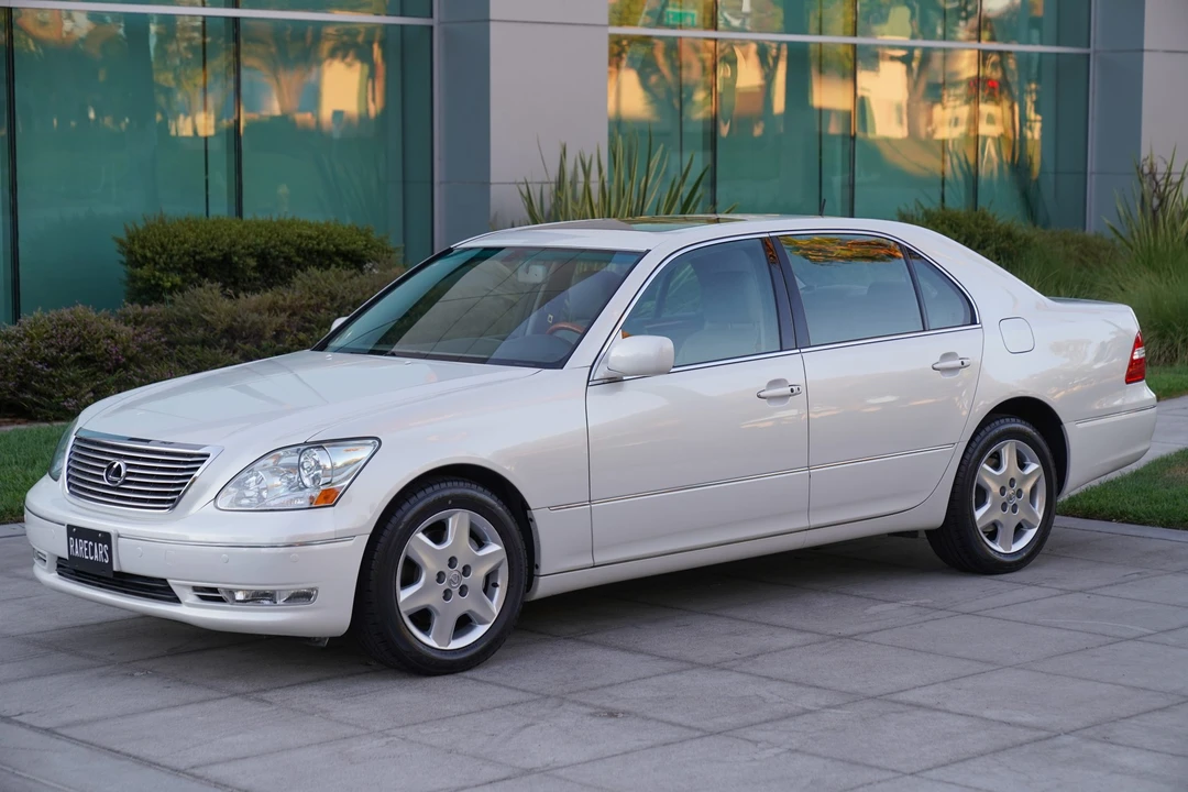 2004 Lexus LS 3rd Gen - Image 3 of 31