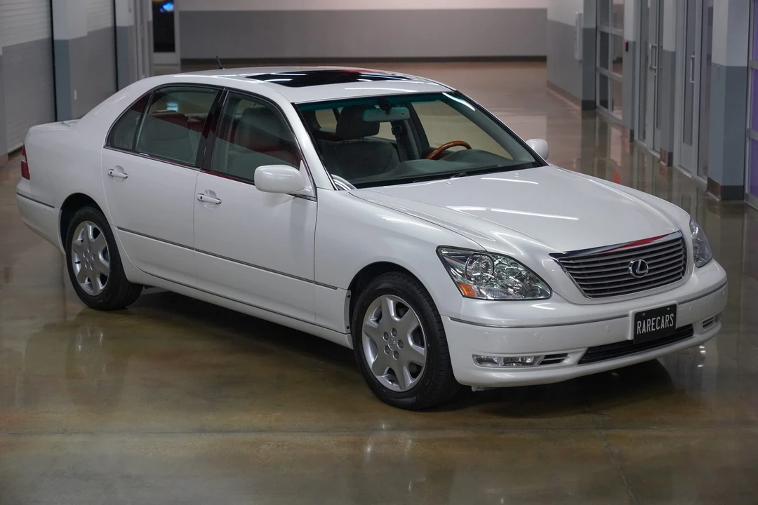 2004 Lexus LS 3rd Gen - Image 28 of 31