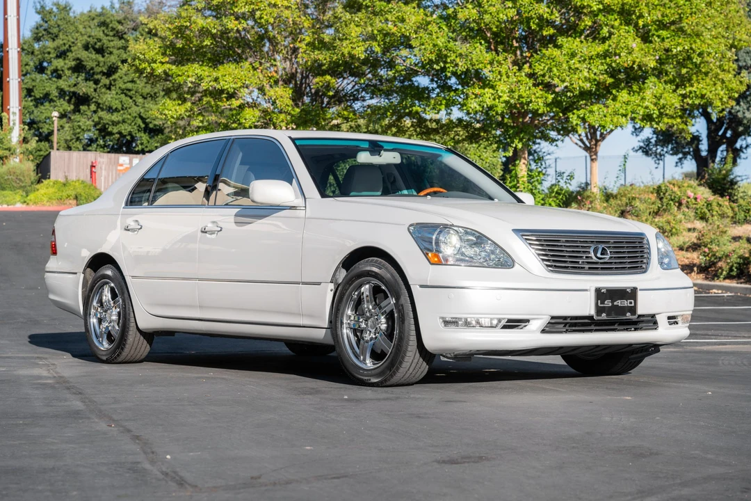 2004 Lexus LS 3rd Gen - Image 3 of 31