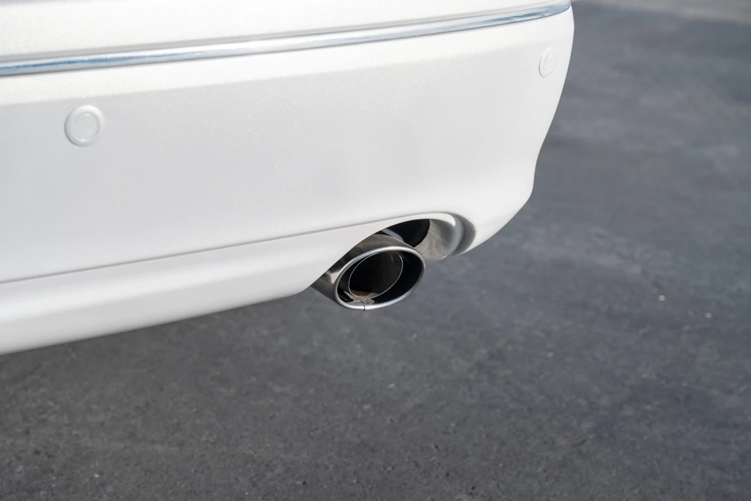 2004 Lexus LS 3rd Gen - Image 14 of 31
