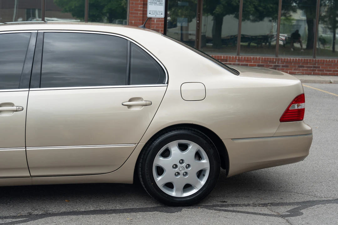 2004 Lexus LS 3rd Gen - Image 6 of 31