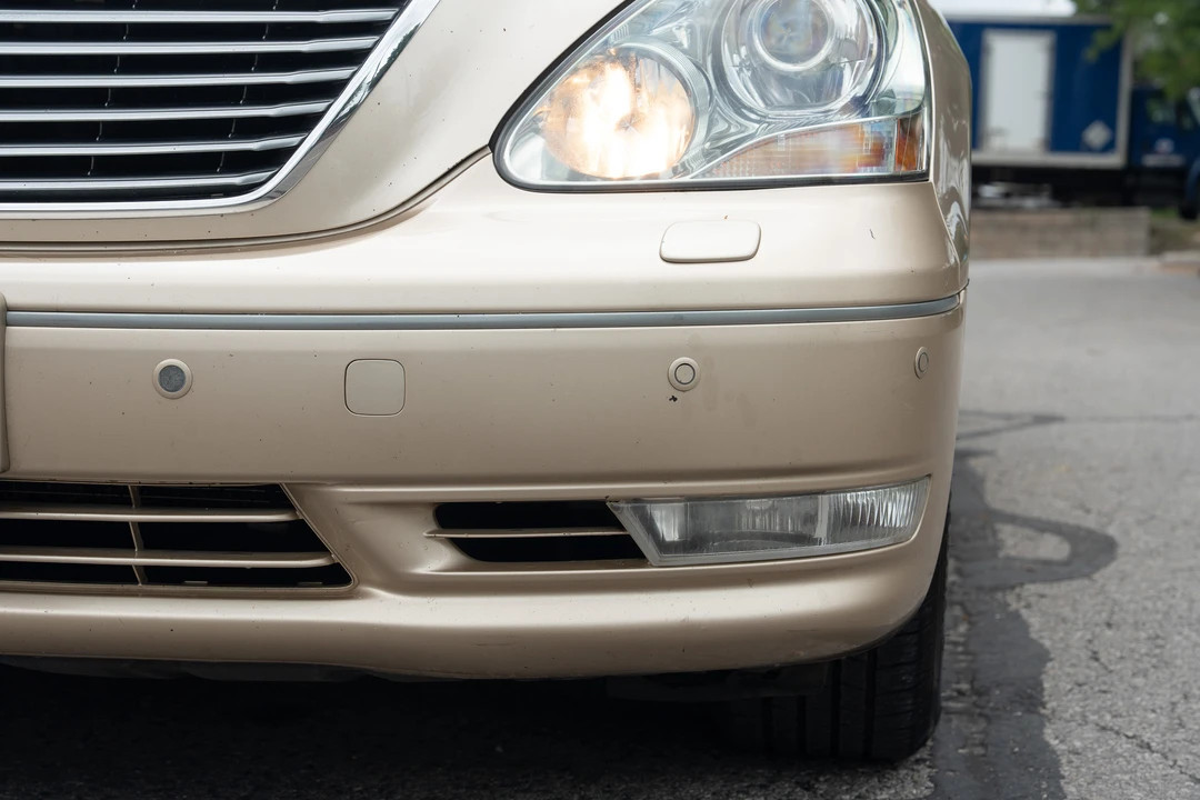 2004 Lexus LS 3rd Gen - Image 9 of 31