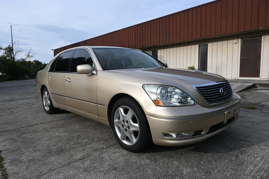 2004 Lexus LS 3rd Gen - Image 8 of 31