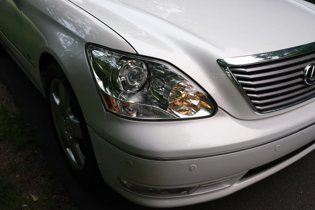 2004 Lexus LS 3rd Gen - Image 30 of 31