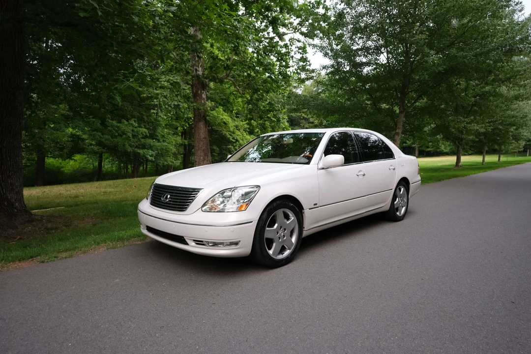 2004 Lexus LS 3rd Gen - Image 6 of 31