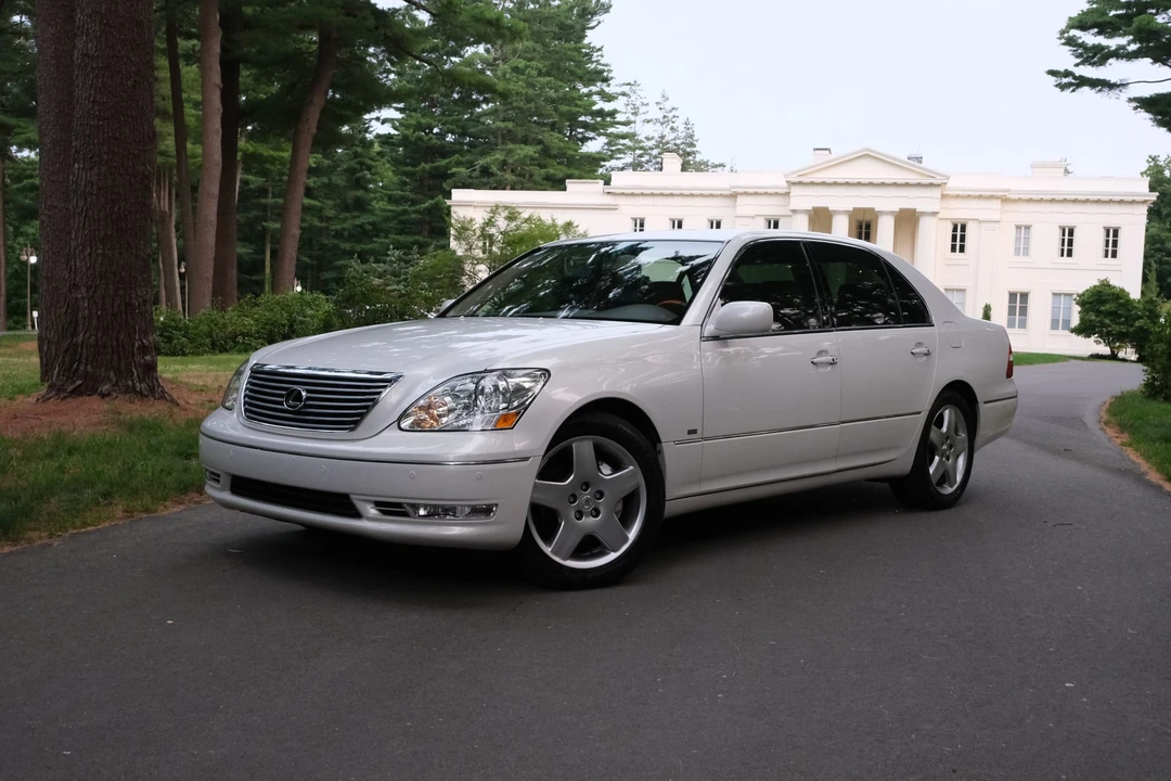 2004 Lexus LS 3rd Gen - Image 3 of 31
