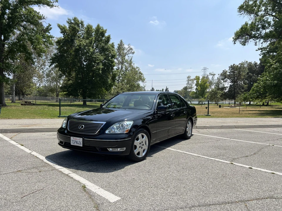 2004 Lexus LS 3rd Gen - Image 4 of 31