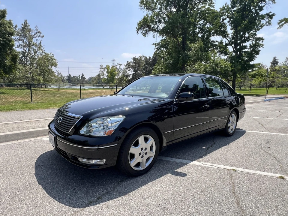 2004 Lexus LS 3rd Gen - Image 3 of 31