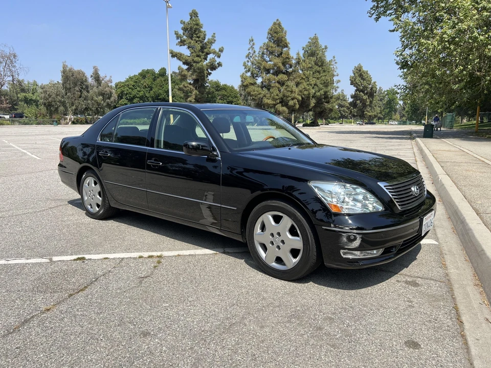 2004 Lexus LS 3rd Gen - Image 7 of 31