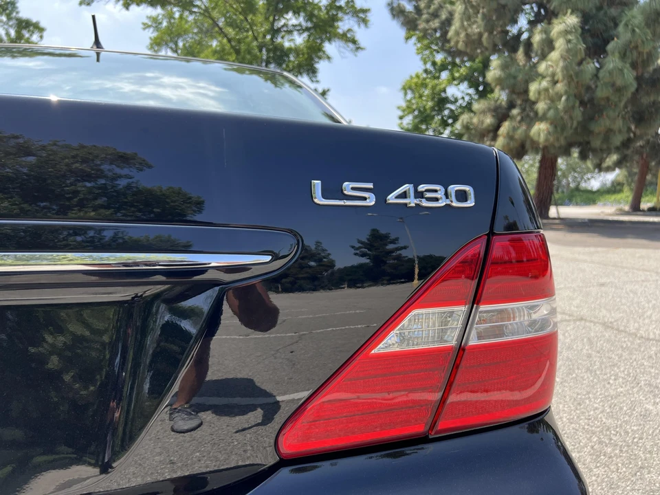 2004 Lexus LS 3rd Gen - Image 27 of 31