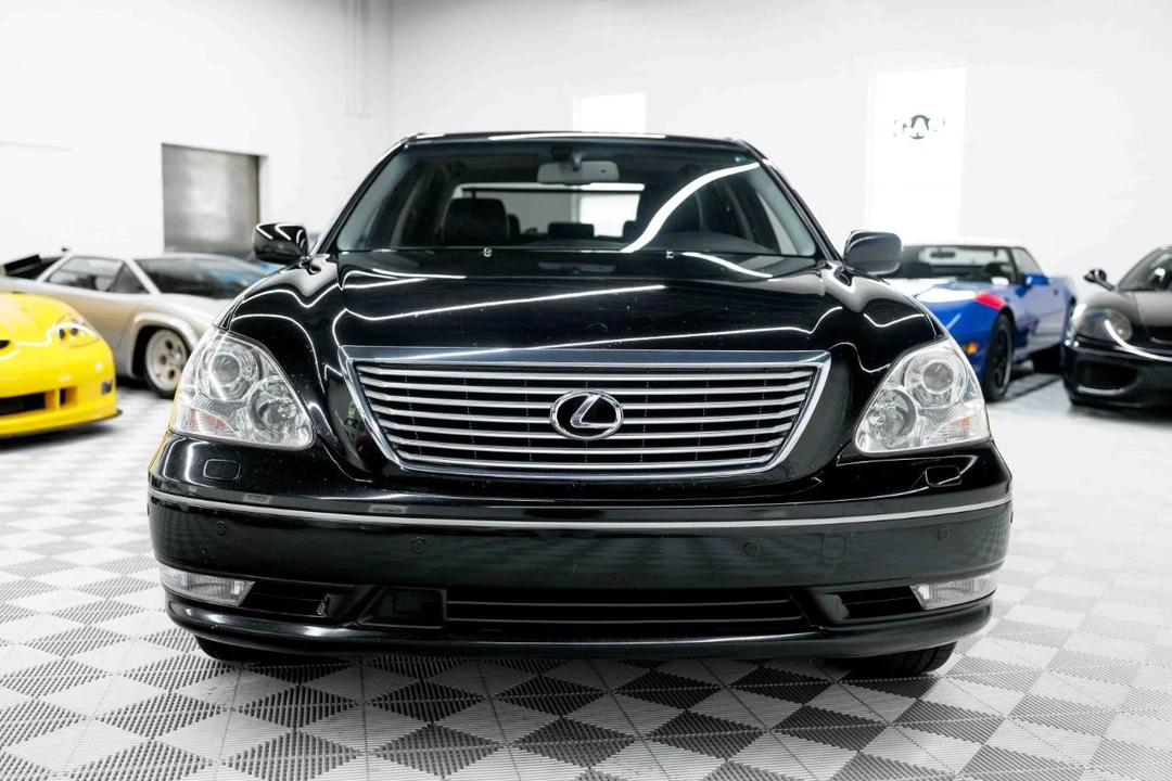 2004 Lexus LS 3rd Gen - Image 4 of 31