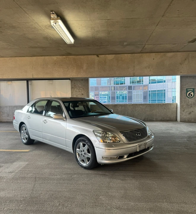 2004 Lexus LS 3rd Gen - Image 3 of 31
