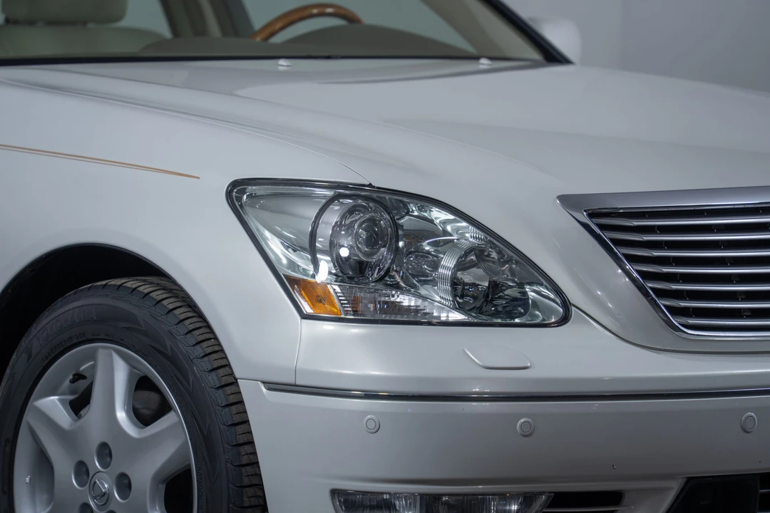 2004 Lexus LS 3rd Gen - Image 31 of 31