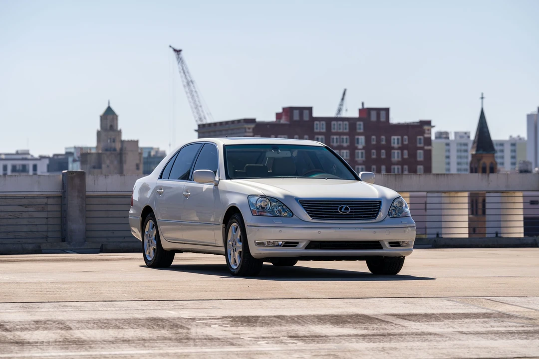 2004 Lexus LS 3rd Gen - Image 8 of 31