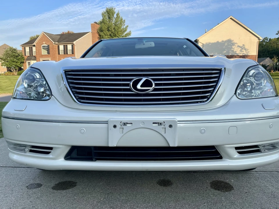 2004 Lexus LS 3rd Gen - Image 26 of 31