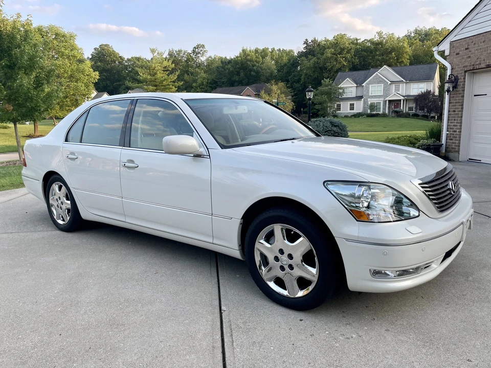 2004 Lexus LS 3rd Gen - Image 6 of 31